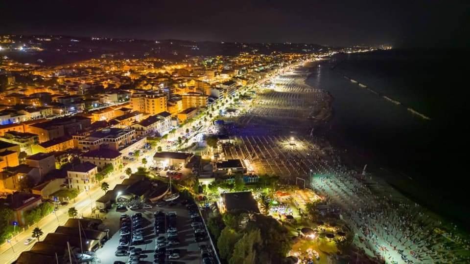 La Casetta Al Mare Civitanova Marche Ngoại thất bức ảnh